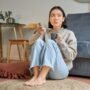 7 Tanda Orang Butuh "Me Time" Sesudah Berinteraksi Sosial, Walau Itu Menyenangkan