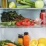7 Tips Jitu Merapikan Kulkas Agar Makanan Tahan Lebih Lama