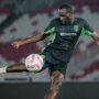 Bonek Harus Waspadai! 4 Pemain Berbahaya Persebaya yang Jadi Fokus Pengamanan Khusus bagi Bek Persik