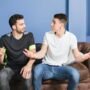 7 Cara Pandai Pria Dewasa Menyambut Kritikan Tanpa Terganggu