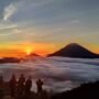 Tempat Camping Terbaik di Wonosobo: Nikmati Pemandangan Gunung yang Mengagumkan