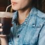 Riset Ungkap: Sekali Ngopi Sehari, Risiko Osteoporosis Berkurang