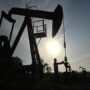 Harga Minyak Indonesia Jatuh ke USD 65,29 per Barel