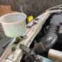 Agar Tak Overheat: Langkah Penting saat Mengisi Air Radiator Mobil Anda