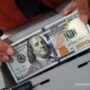 Dolar AS Siap Berakhir, Kekhawatiran Utang Negara Dorong Penurunan Mata Uang