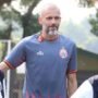 Riwayat Latihan Eduardo Perez: Calon Pelatih Persebaya Surabaya yang Kurang Mengesankan!