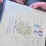 Alasan Kuat Roy Suryo Tentang Ijazah Jokowi yang Tidak Seperti Pembanding: Sebuah Pandangan Ahli