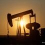 Harga Minyak Turun Kamis Pagi, Sementara OPEC+ Siap Tingkatkan Pasokan